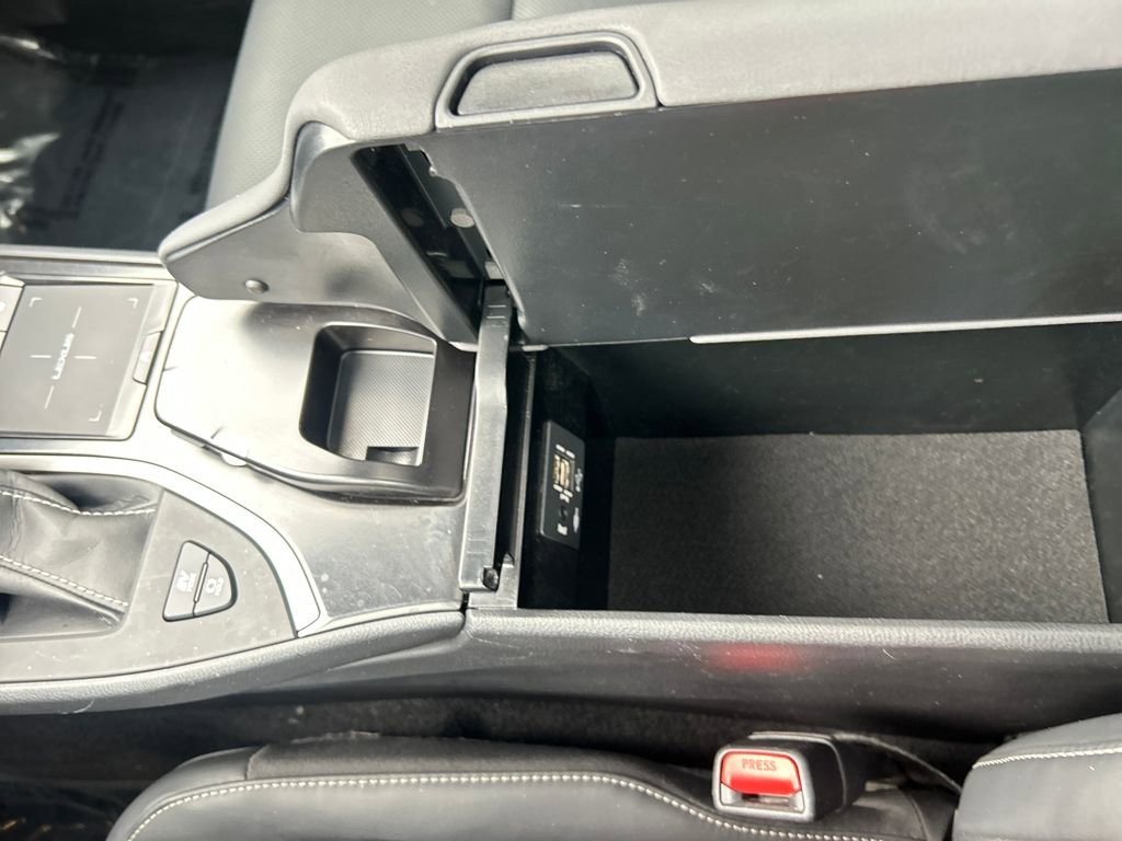 Used 2022 Lexus UX 250h w/ Premium Package AWD/4WD image 12