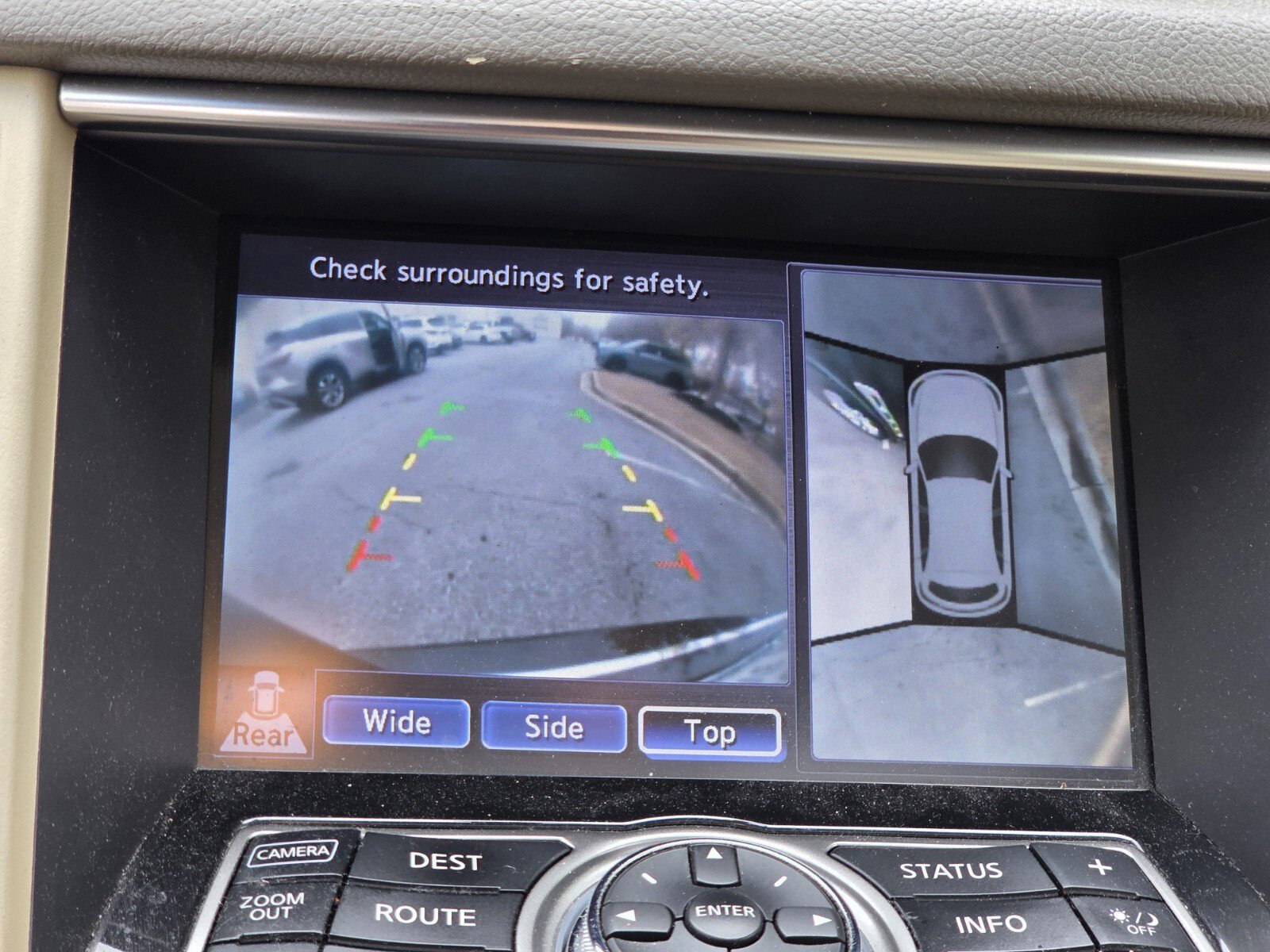 Used 2010 INFINITI FX35 2WD w/ Navigation Pkg image 10