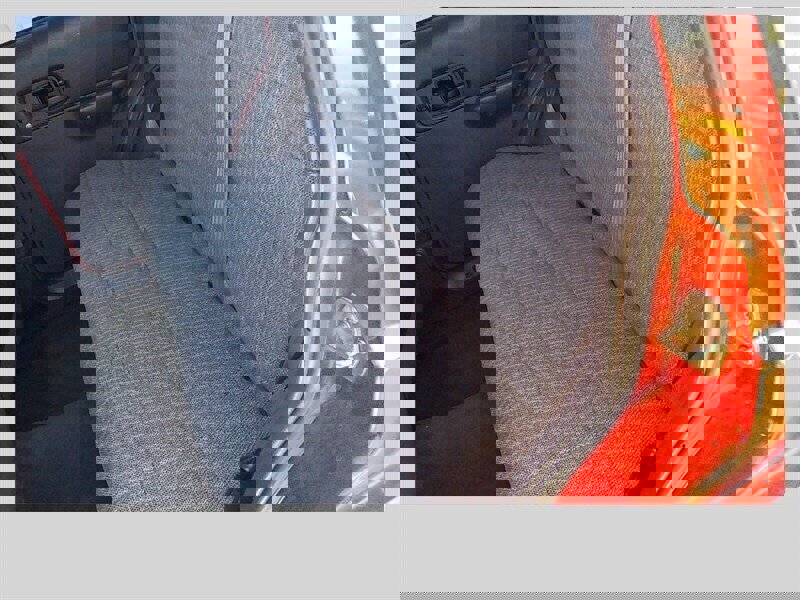 Used 2000 Jeep Cherokee Sport image 4