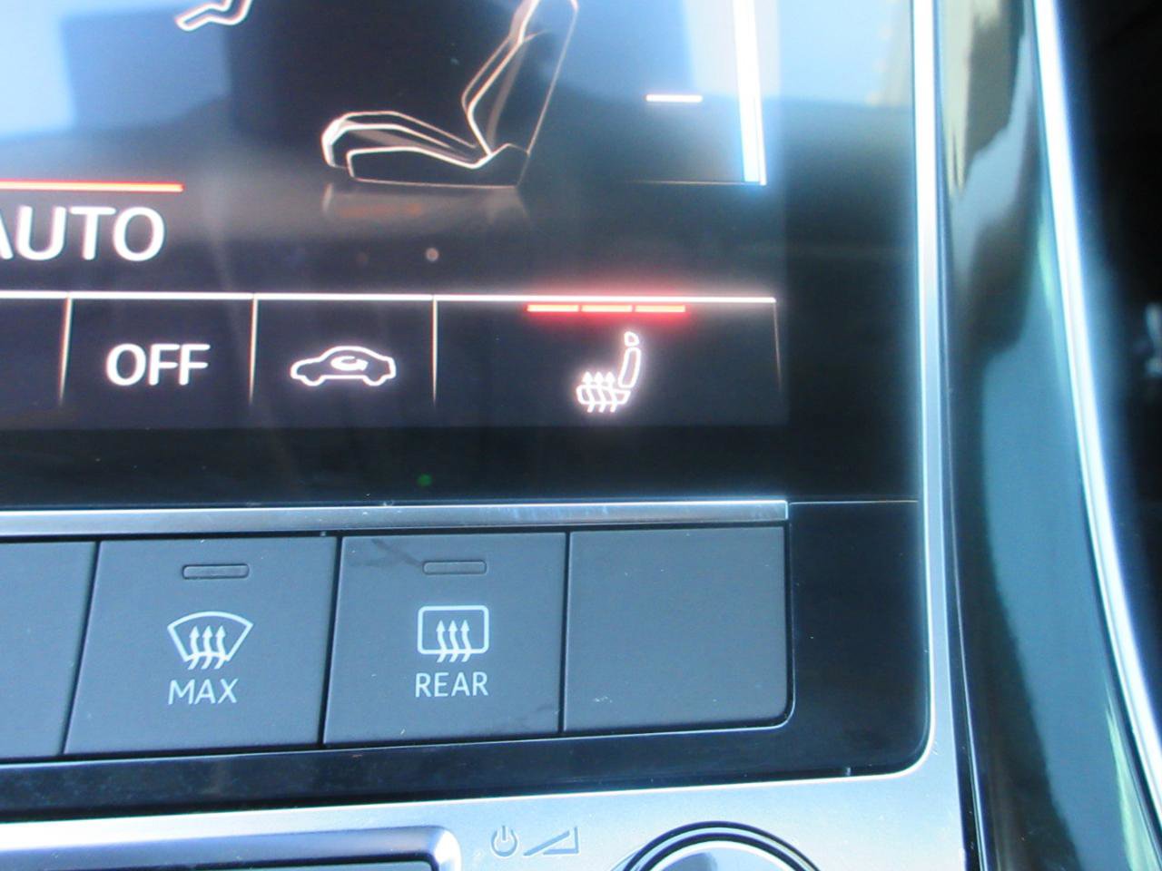 Used 2023 Audi Q8 Premium w/ Convenience Package image 28