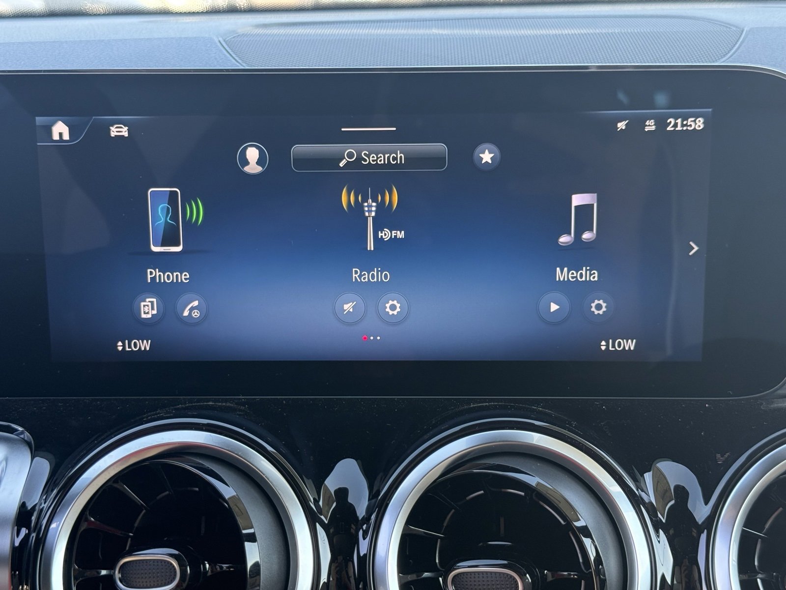 New 2026 Mercedes-Benz GLB 250 image 23