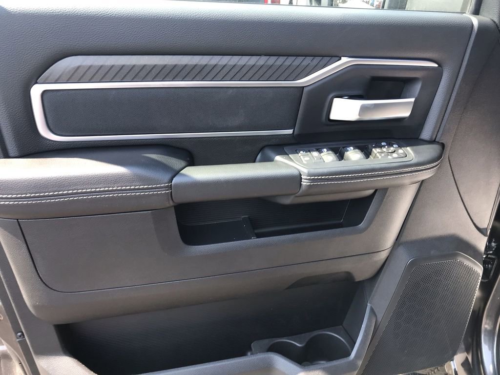 New 2026 RAM 2500 Big Horn AWD/4WD image 13