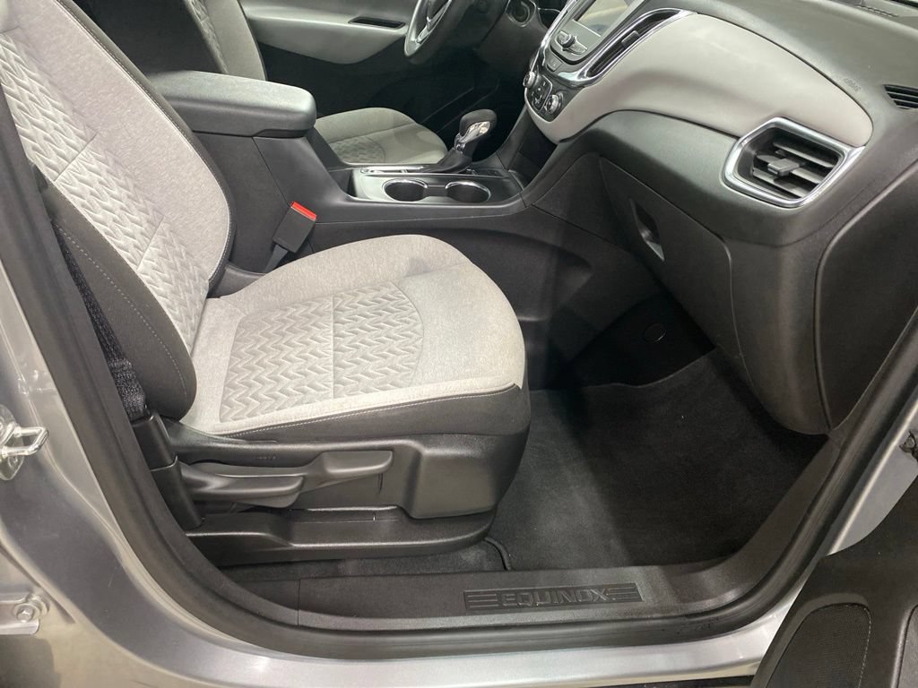 Used 2024 Chevrolet Equinox LS w/ LS Convenience Package AWD/4WD image 11