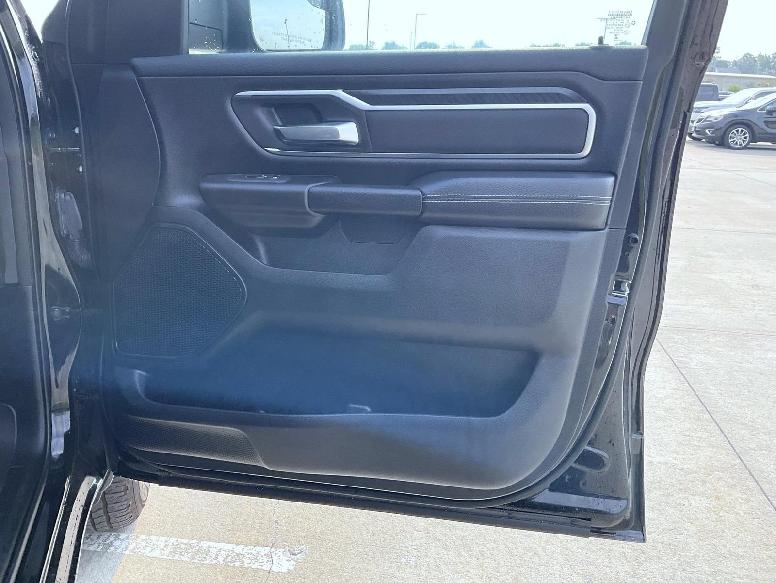 Used 2025 RAM 1500 Big Horn AWD/4WD image 17
