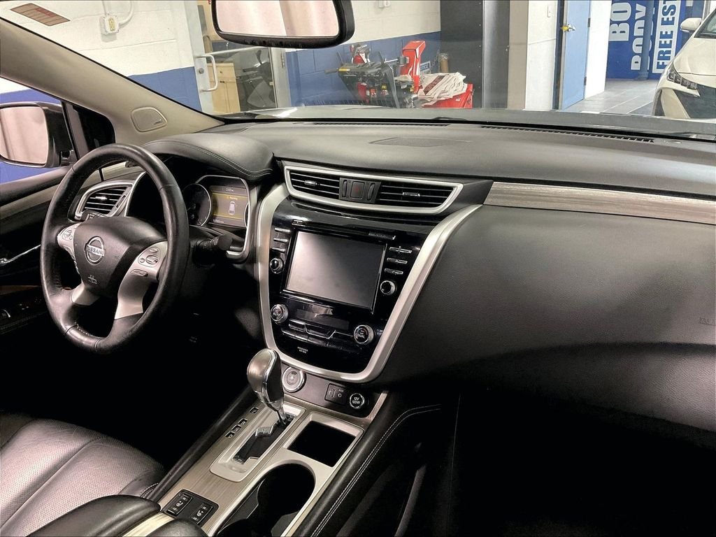 Used 2018 Nissan Murano SL w/ Moonroof Package AWD/4WD image 14