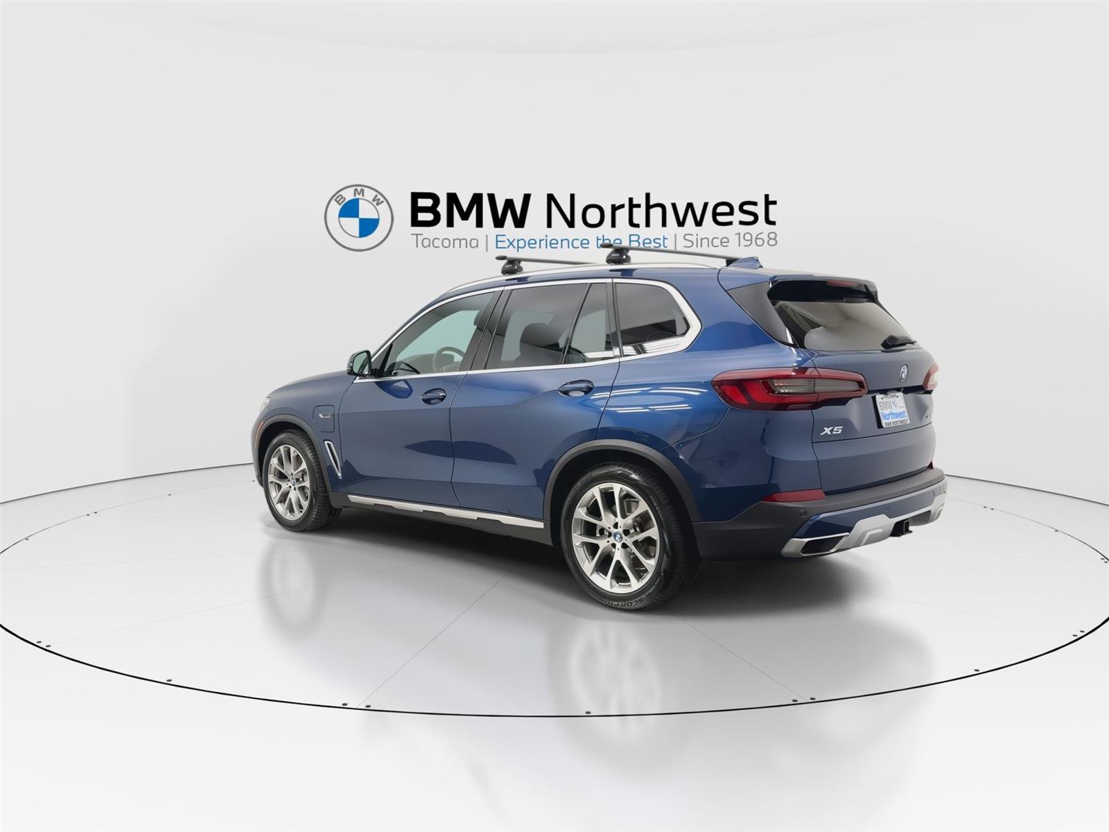 Used 2022 BMW X5 xDrive45e w/ Climate Comfort Package image 12