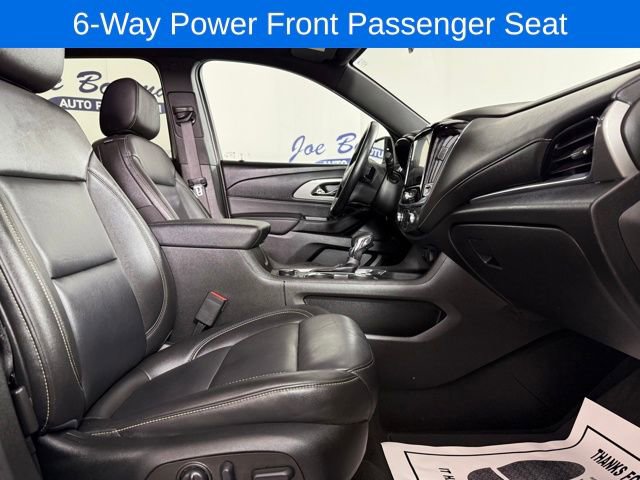 Used 2023 Chevrolet Traverse LT image 19