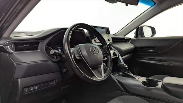 Used 2021 Toyota Venza LE image 24