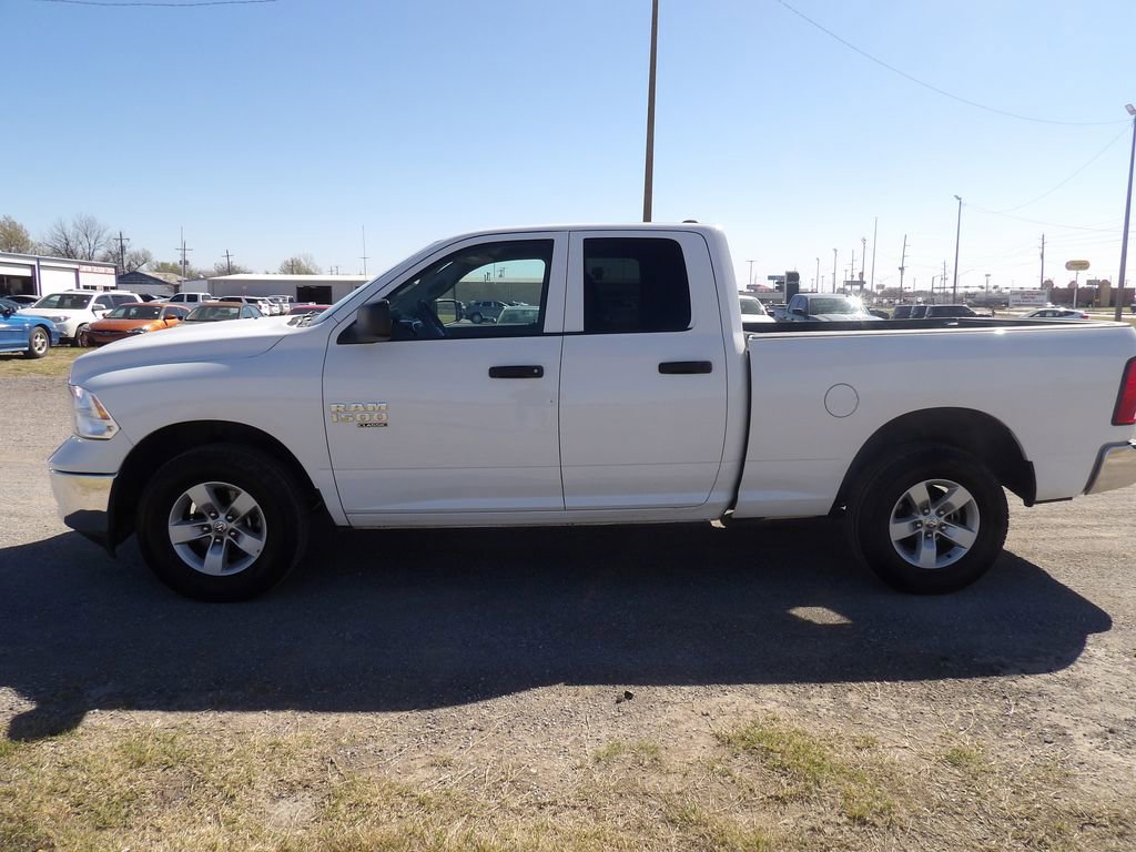 Used 2024 RAM 1500 Classic SLT AWD/4WD image 1