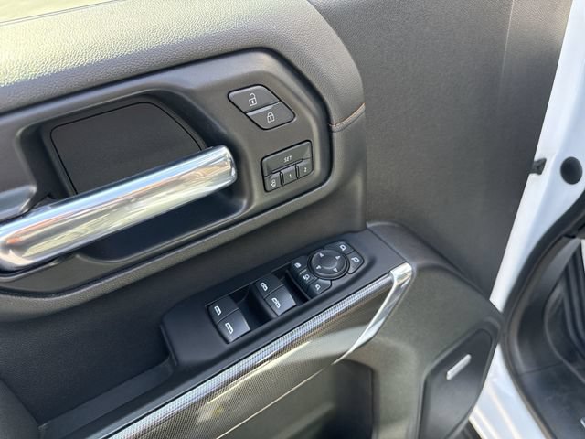Certified 2022 GMC Sierra 3500 AT4 w/ AT4 Preferred Package AWD/4WD image 24
