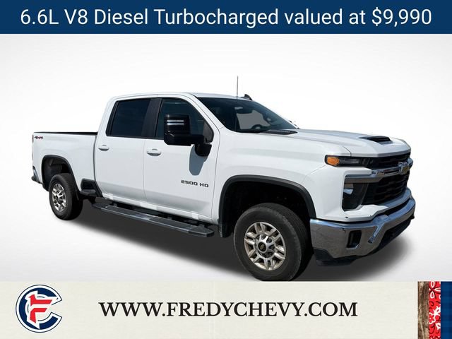 Used 2025 Chevrolet Silverado 2500 LT w/ Convenience Package AWD/4WD image 4