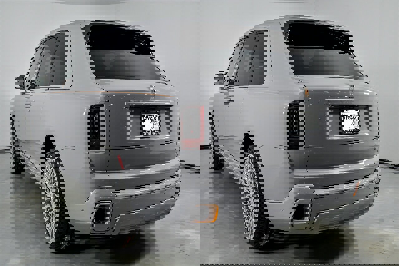 Used 2025 Rolls-Royce Cullinan image 10
