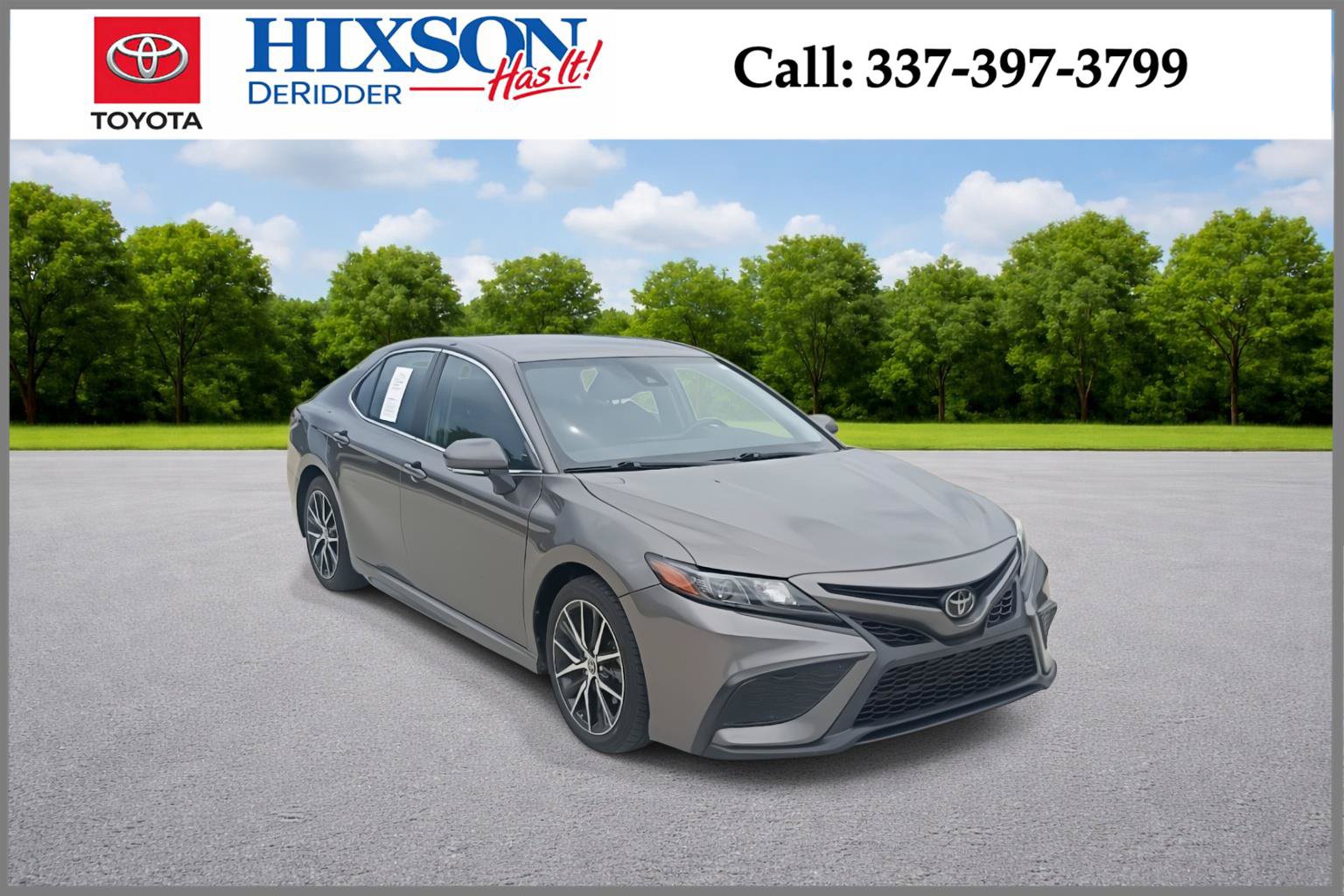 Used 2023 Toyota Camry SE
