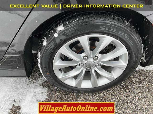 Used 2015 Chrysler 200 C w/ Navigation & Sound Group I image 8