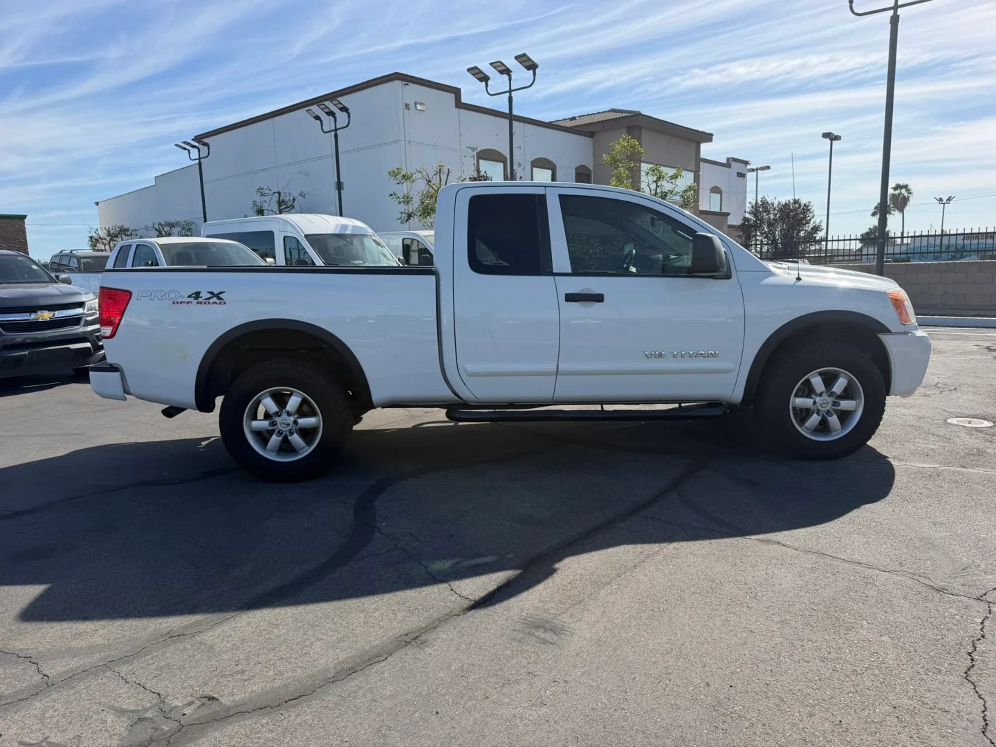 Used 2012 Nissan Titan SV AWD/4WD image 4