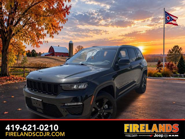 Used 2023 Jeep Grand Cherokee Limited w/ Black Appearance Package