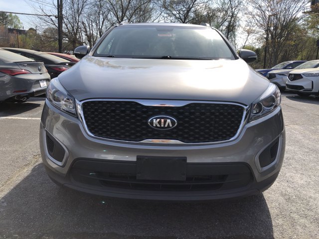 Used 2017 Kia Sorento LX w/ LX Convenience Package image 8