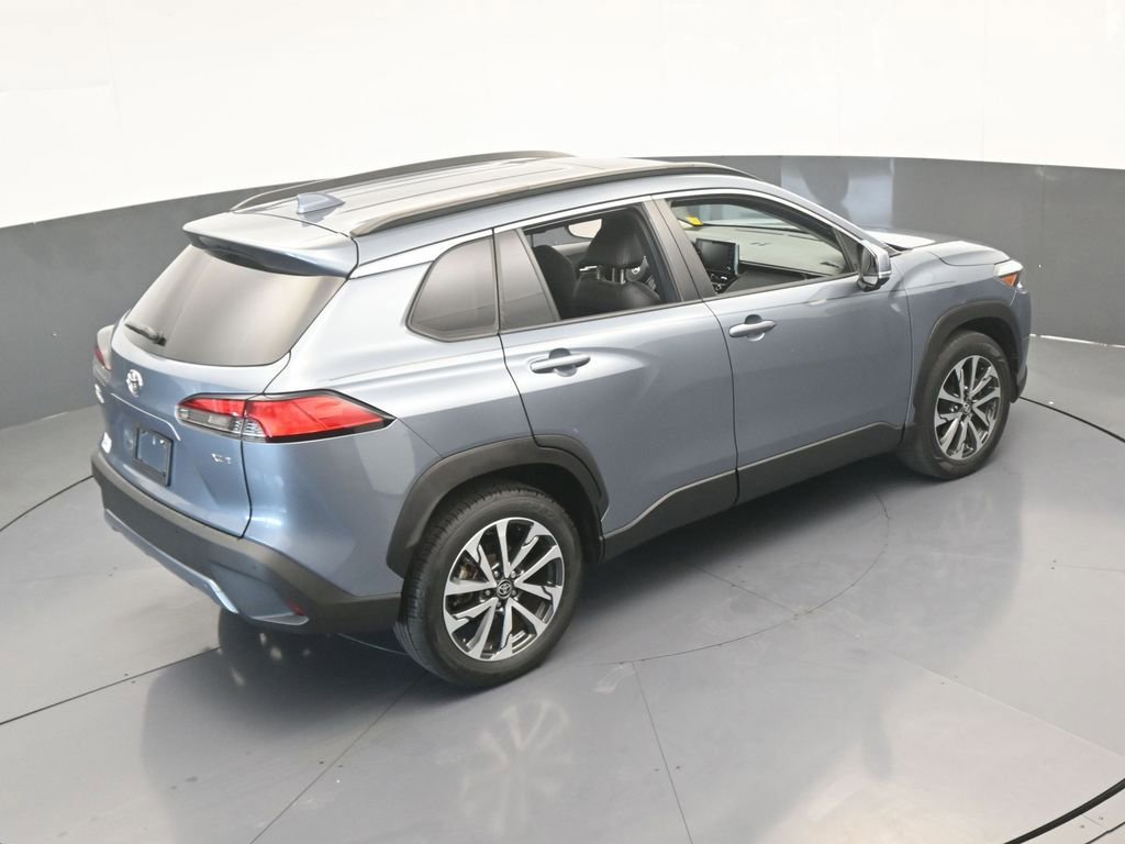 Used 2022 Toyota Corolla Cross XLE image 57