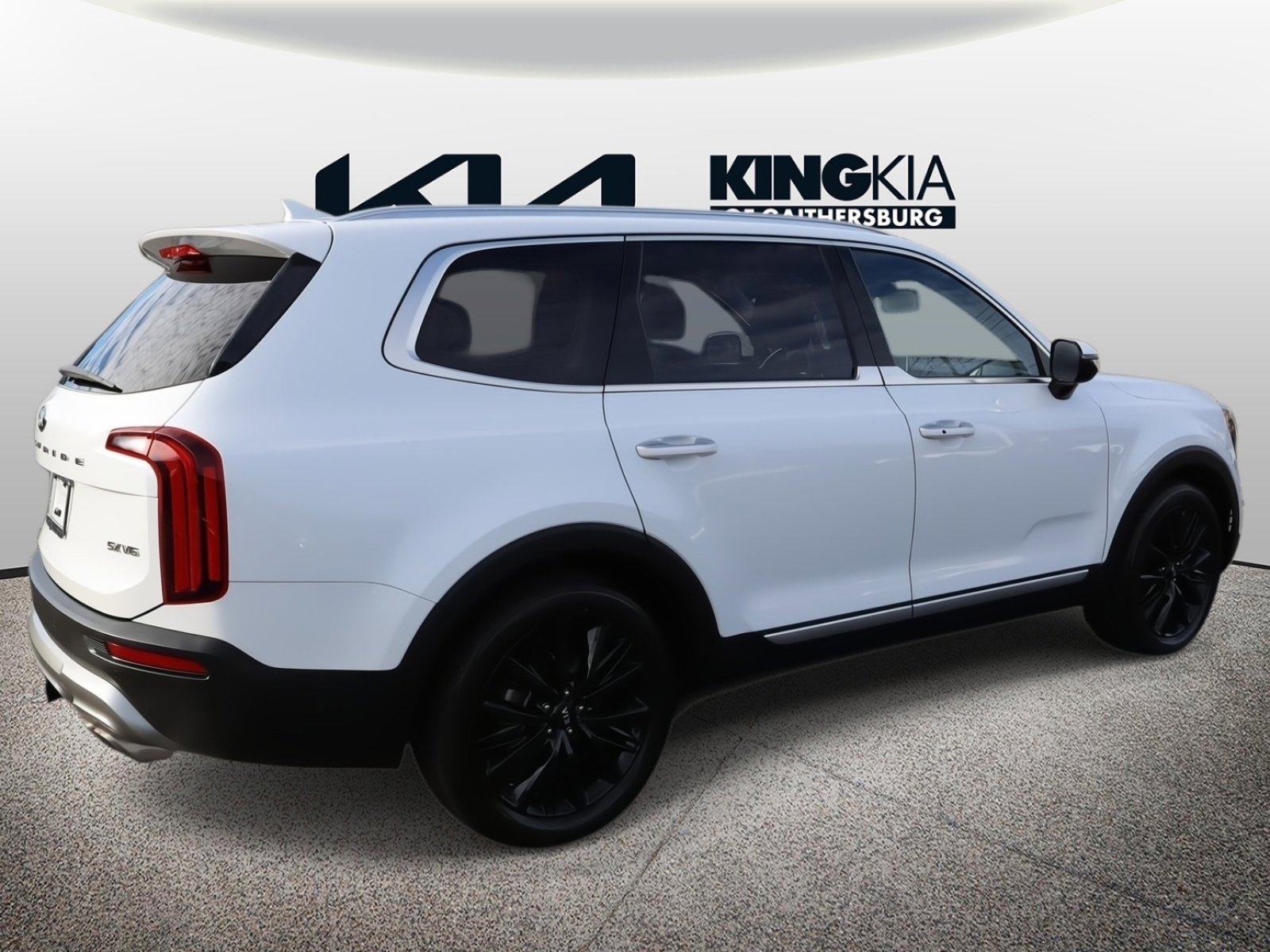 Used 2020 Kia Telluride SX w/ SX Prestige Package image 3