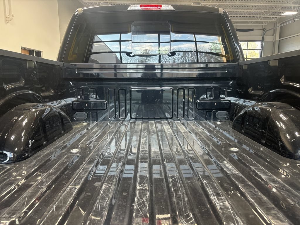 Used 2024 Ford F150 Lariat AWD/4WD image 9