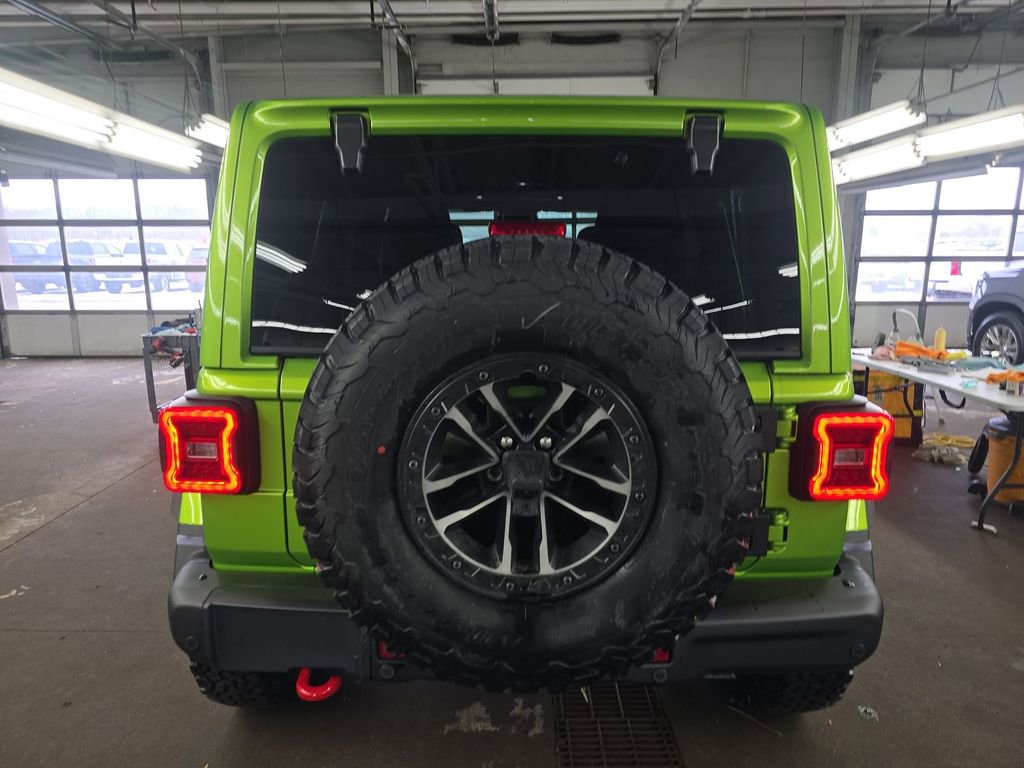 Used 2026 Jeep Wrangler Unlimited Rubicon image 3