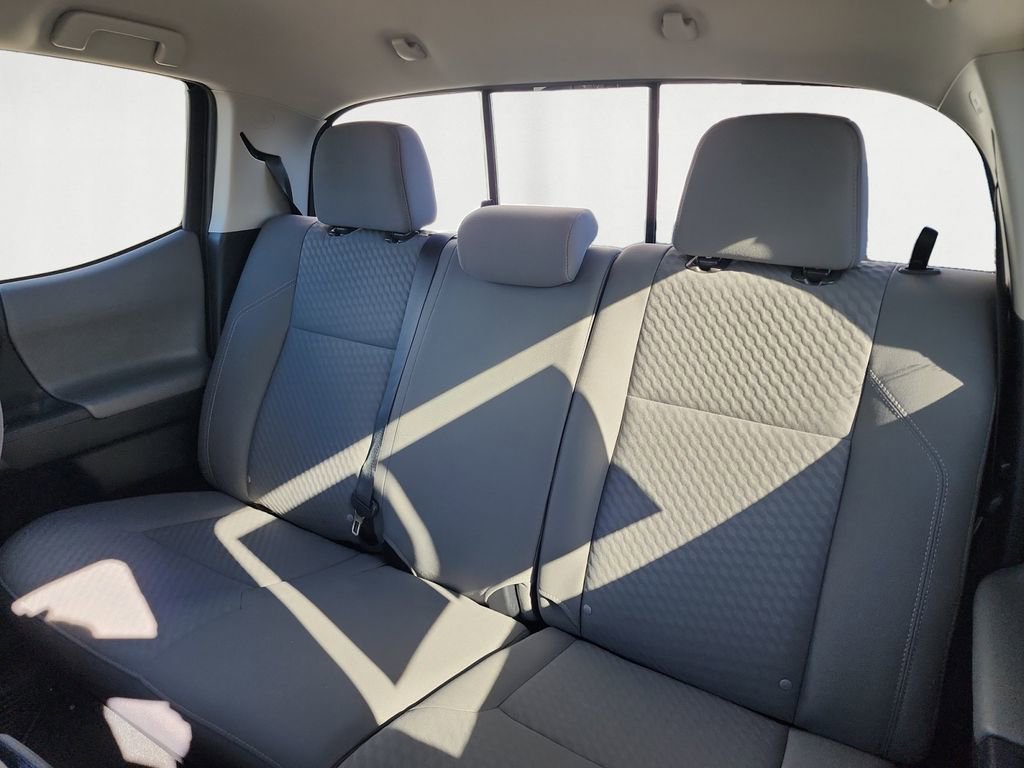 Used 2020 Toyota Tacoma SR5 image 13