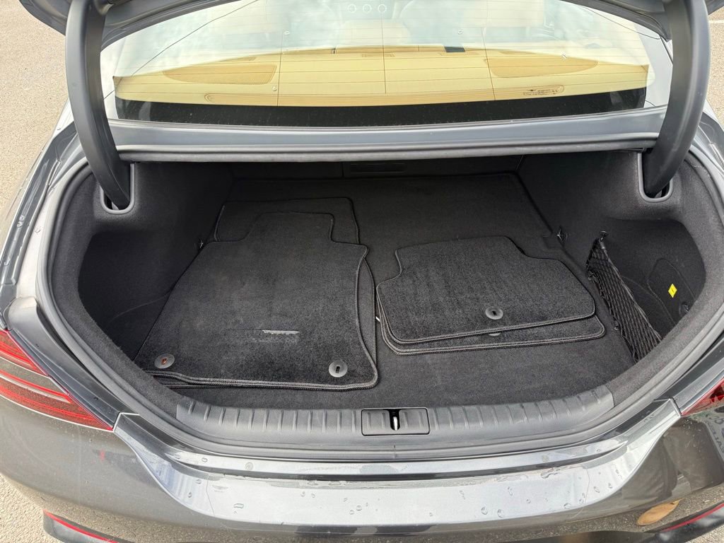 Used 2022 Genesis G70 2.0T w/ Prestige Package image 16