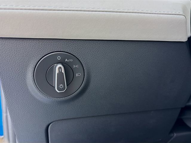 New 2026 Volkswagen Taos SE AWD/4WD image 10