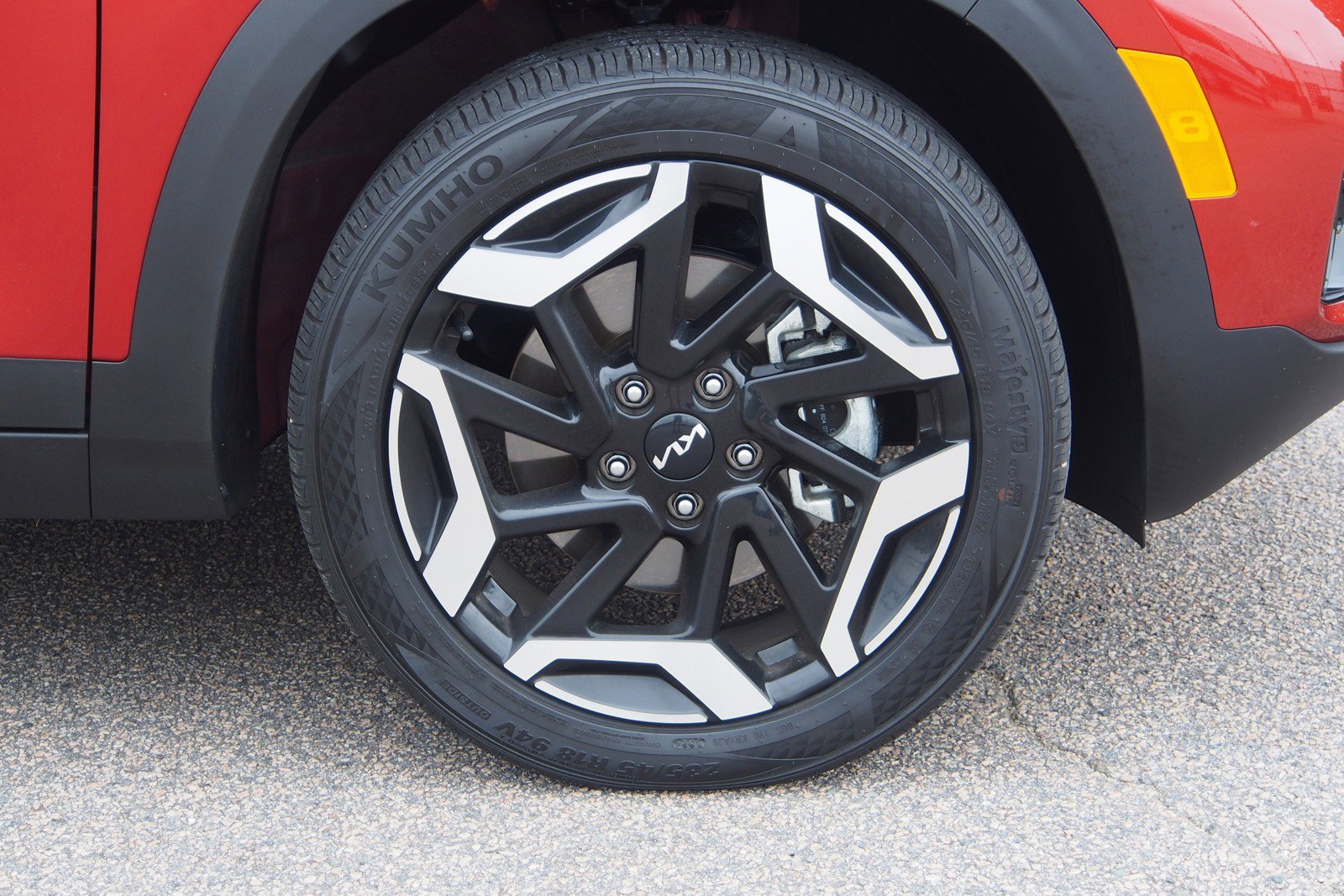 Used 2025 Kia Seltos SX w/ SX Sunroof Package image 9