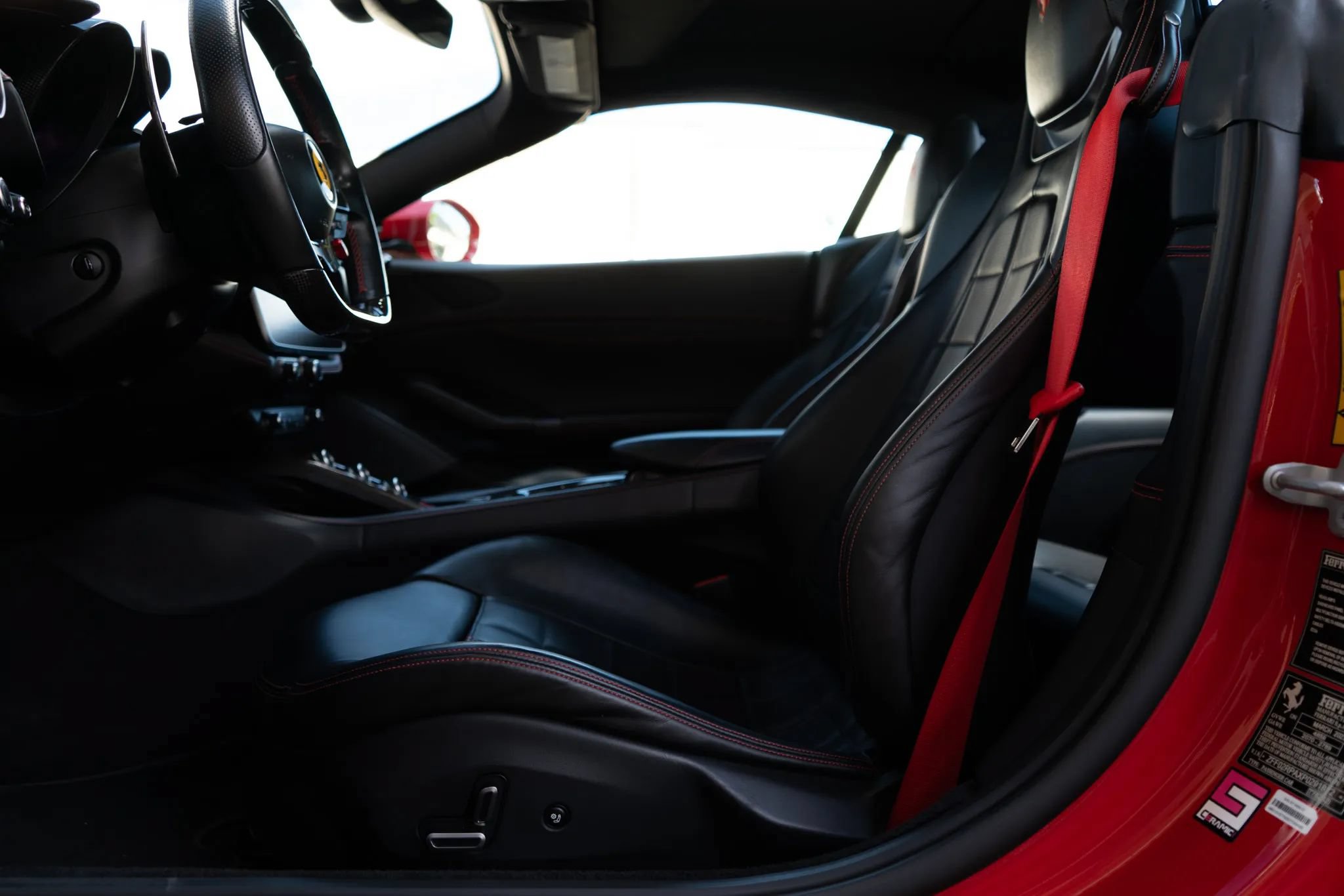 Used 2023 Ferrari Portofino M RWD image 63