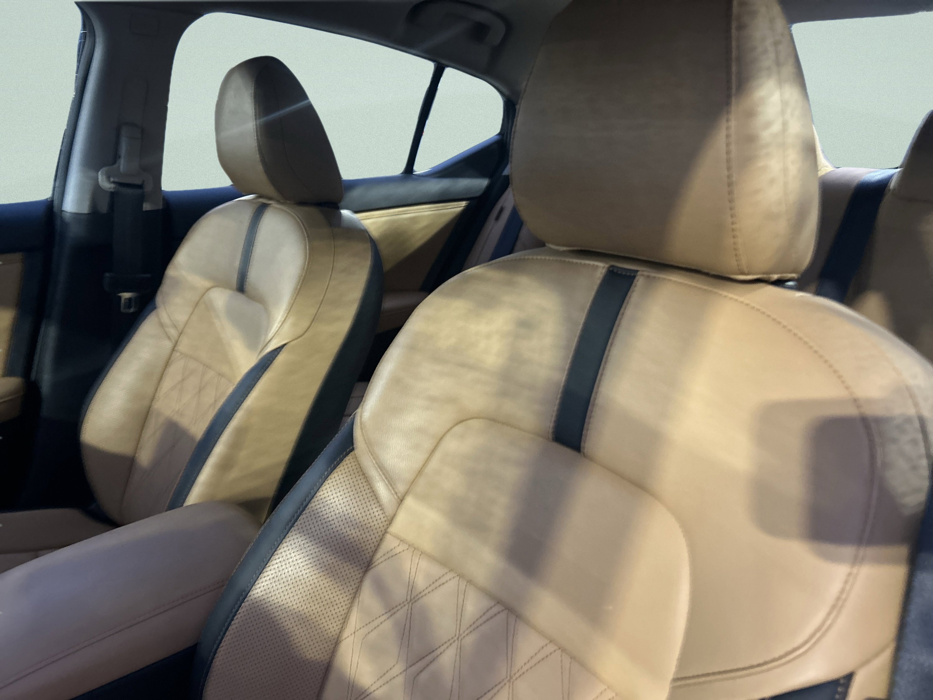 Used 2025 Nissan Sentra SV w/ SV Premium Package image 9