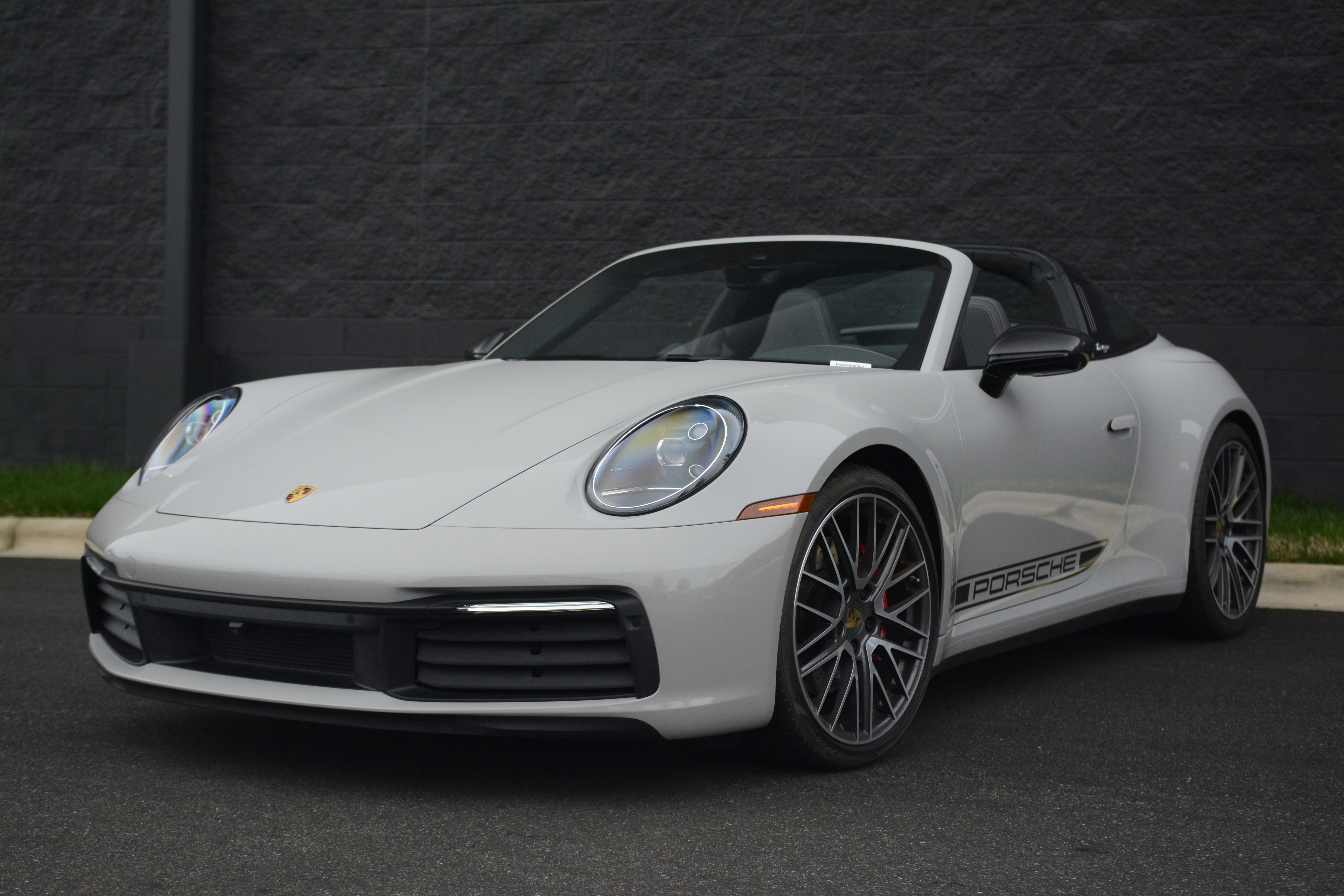 Certified 2024 Porsche 911 Targa 4S image 39