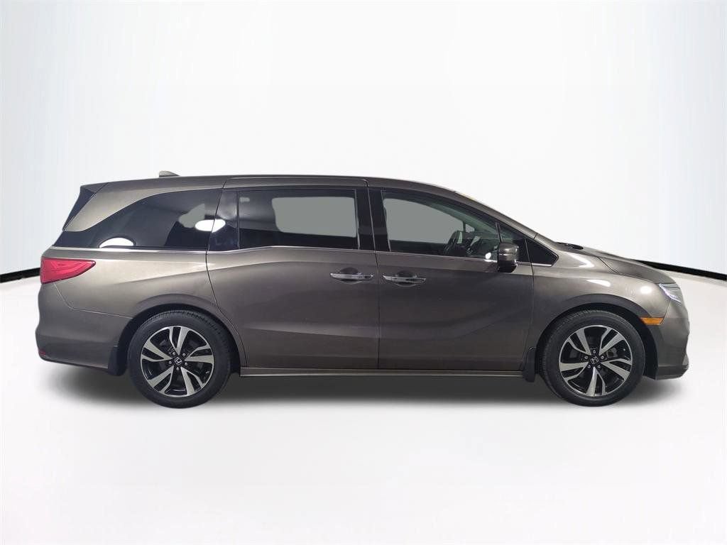 Used 2018 Honda Odyssey Elite image 4
