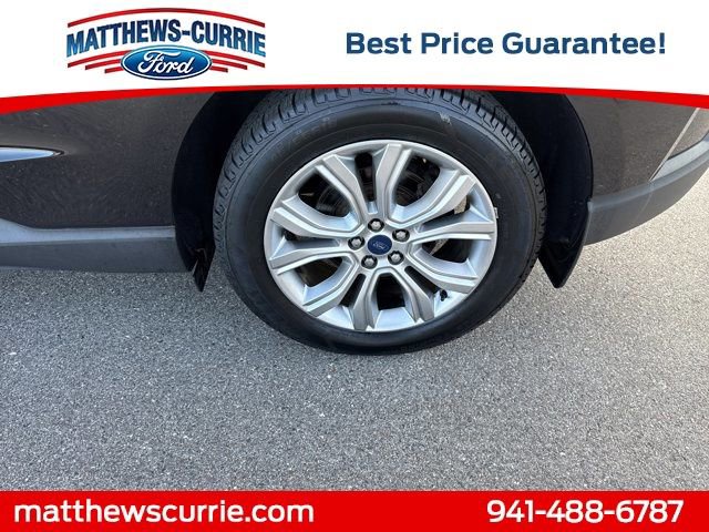 Certified 2020 Ford Edge Titanium AWD/4WD image 15