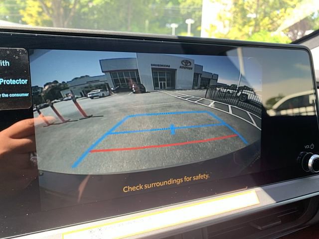 Used 2024 Toyota Prius Prime FWD image 22