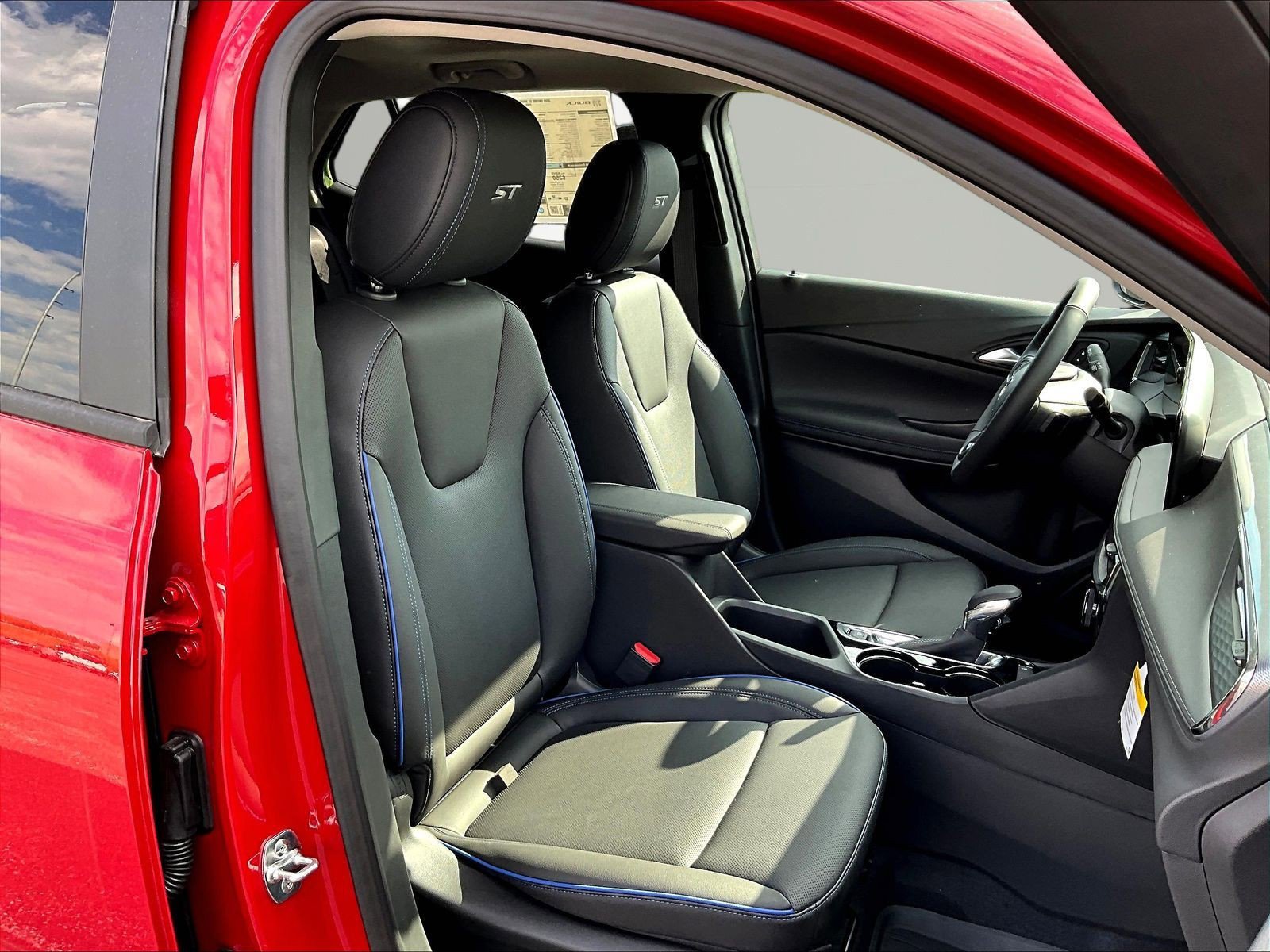 New 2026 Buick Encore GX Sport Touring w/ Advanced Technology Package FWD image 10