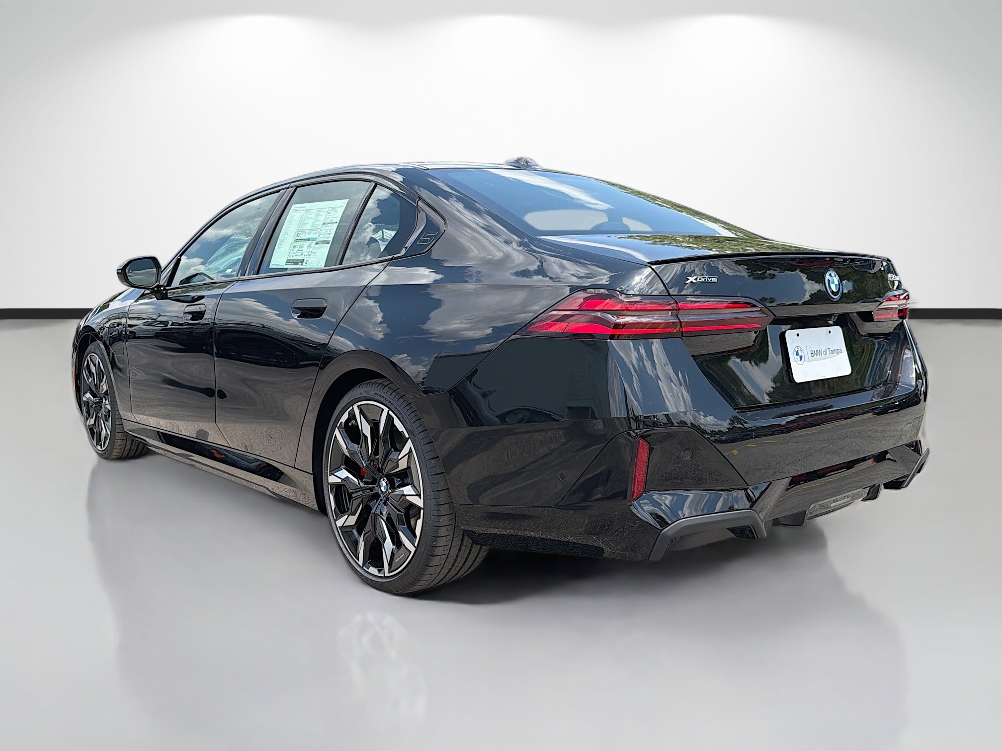 New 2027 BMW 550e xDrive w/ Executive Package AWD/4WD image 5