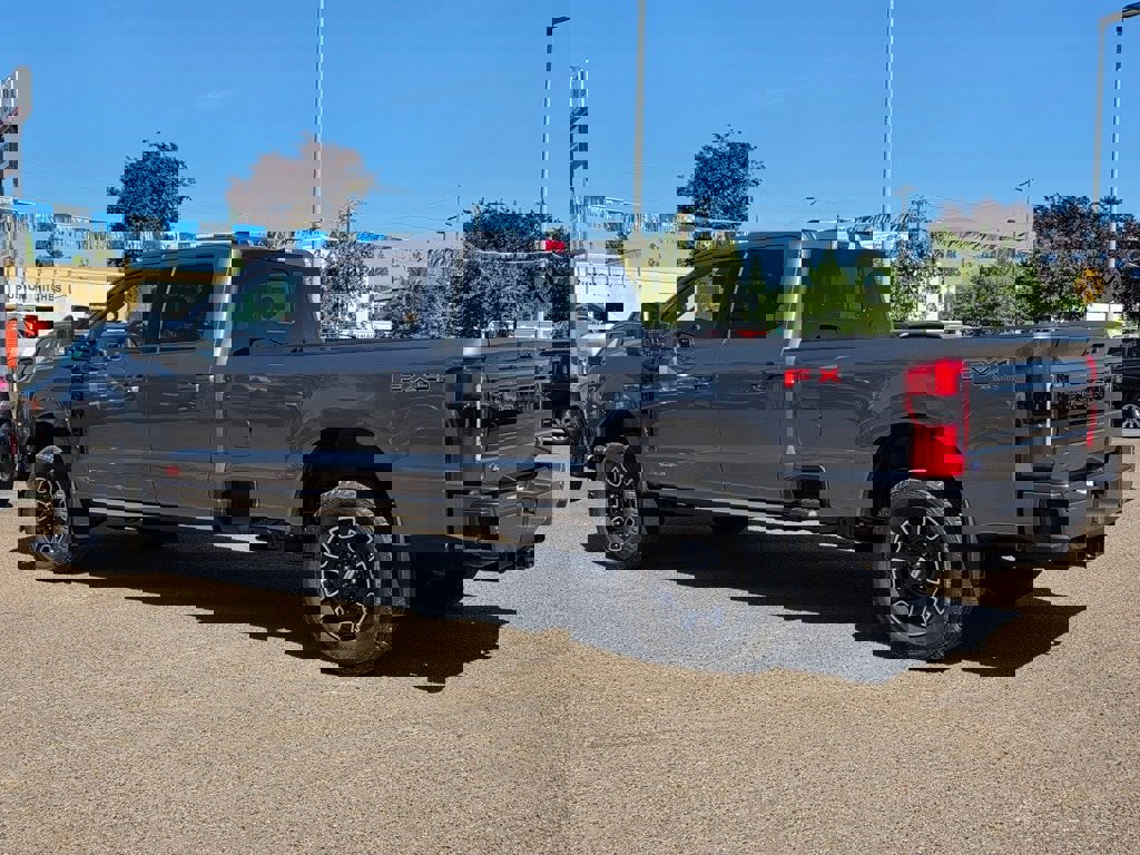 New 2025 Ford F350 Platinum image 34