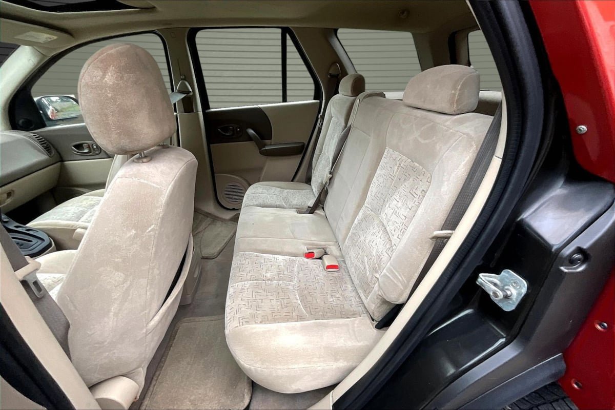 Used 2003 Saturn Vue AWD V6 image 21