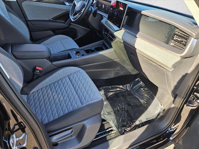 Used 2025 Volkswagen Tiguan S FWD image 18