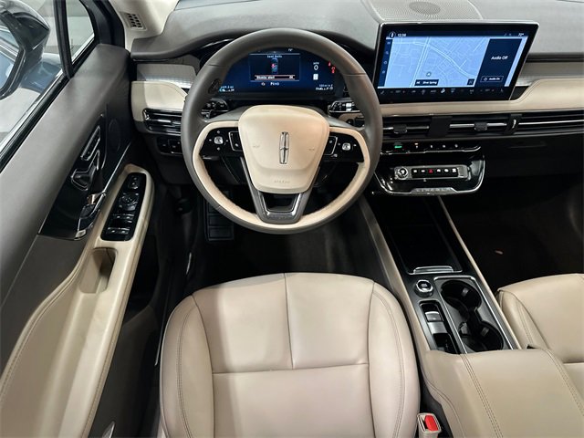 Used 2023 Lincoln Corsair AWD image 20