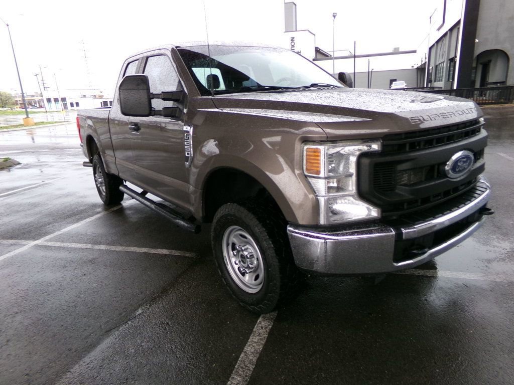 Used 2021 Ford F250 XL w/ Power Equipment Group AWD/4WD image 4
