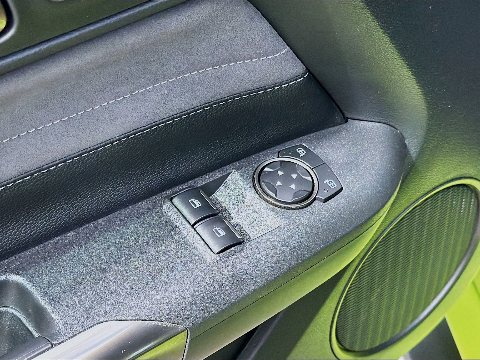 Used 2020 Ford Mustang Shelby GT350 w/ Technology Package image 21