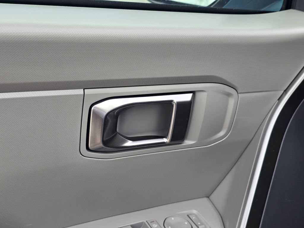 New 2027 Kia Seltos S FWD image 18