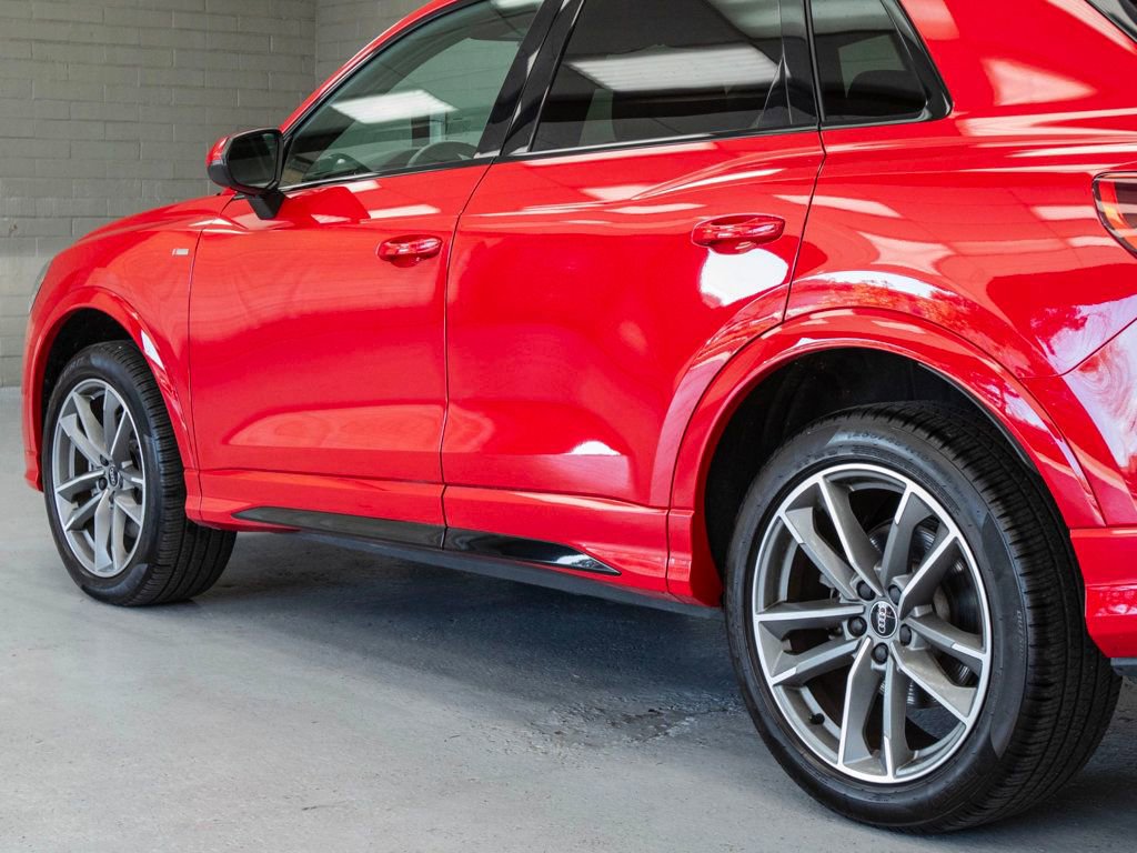 Used 2024 Audi Q3 2.0T Premium w/ Convenience Package image 38
