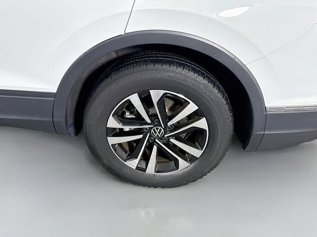 Used 2024 Volkswagen Tiguan S AWD/4WD image 32
