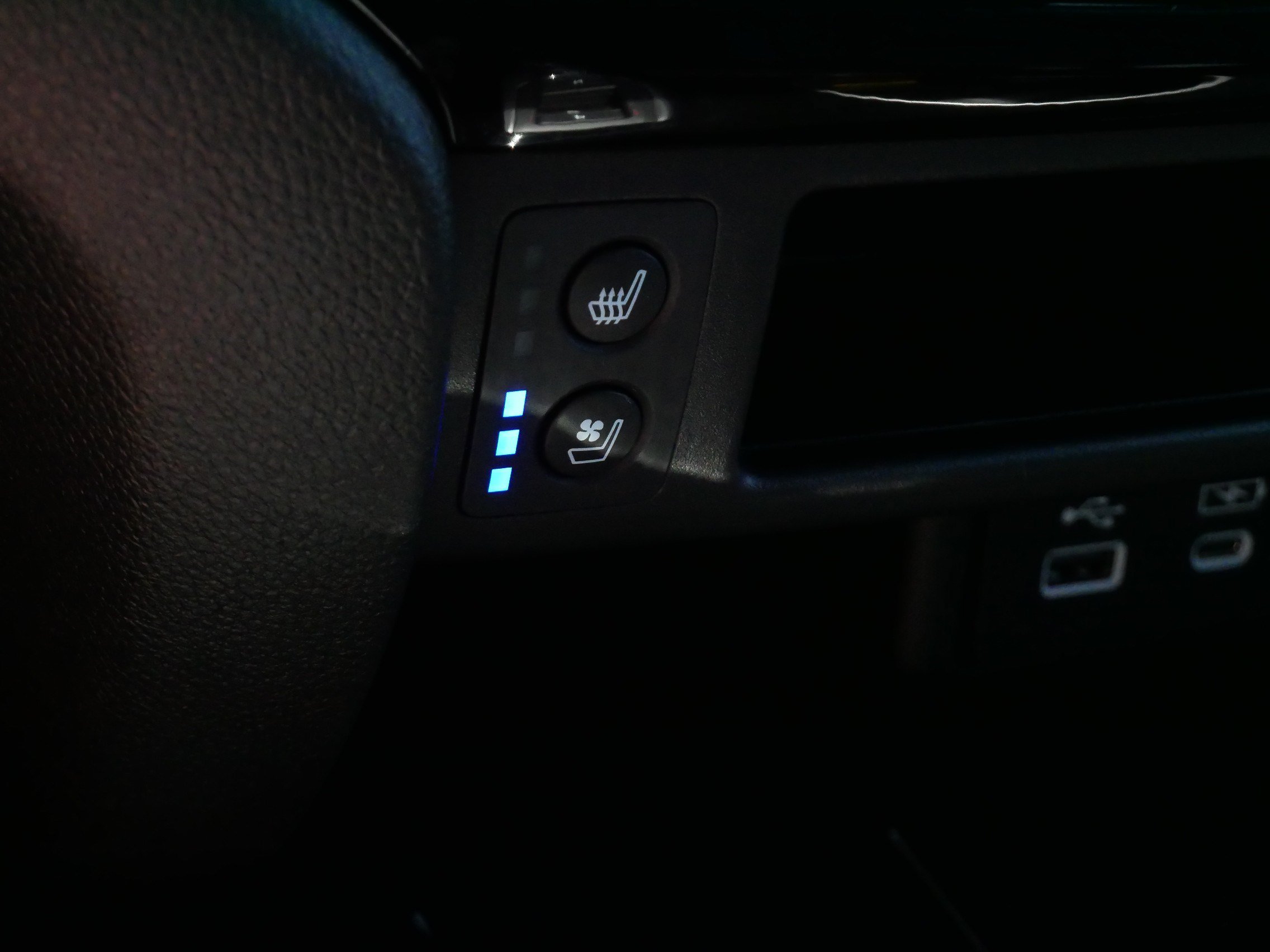Used 2024 Honda Passport Black Edition image 31