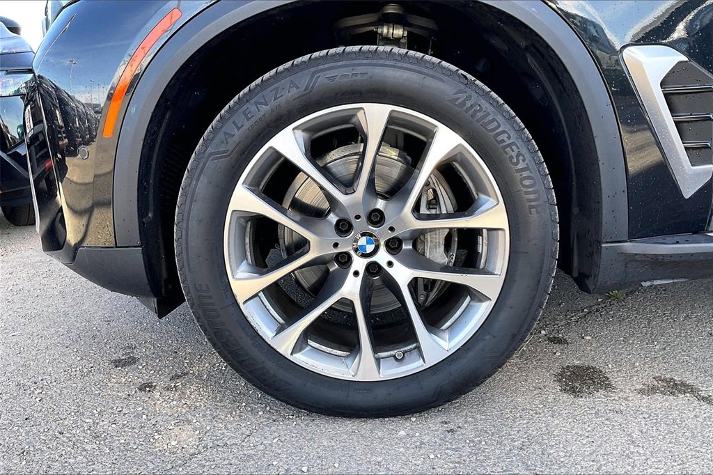 Used 2025 BMW X5 sDrive40i image 9