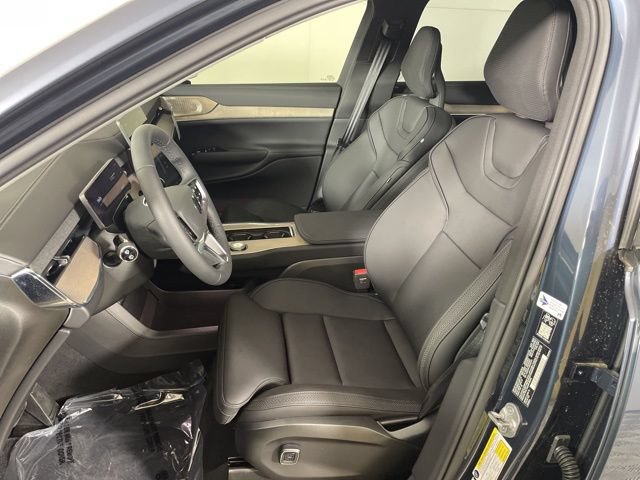 Used 2025 Volvo EX90 Ultra AWD/4WD image 14