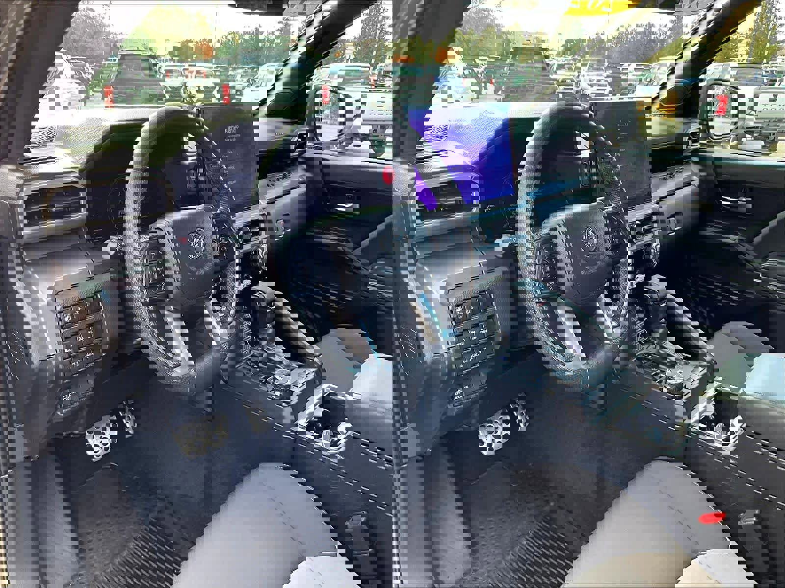 Used 2024 Toyota Tacoma TRD Sport image 8